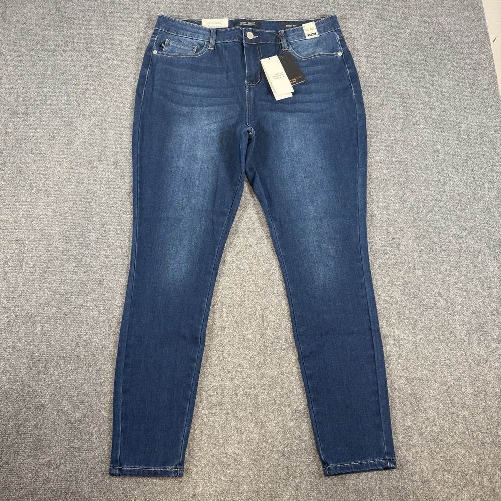 NWT Judy Blue Jeans Womens 15/32 Blue Denim Skinny Fit Mid Rise Dark Wash